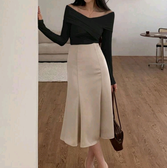 Off Shoulder Top - Picture 6 of 6